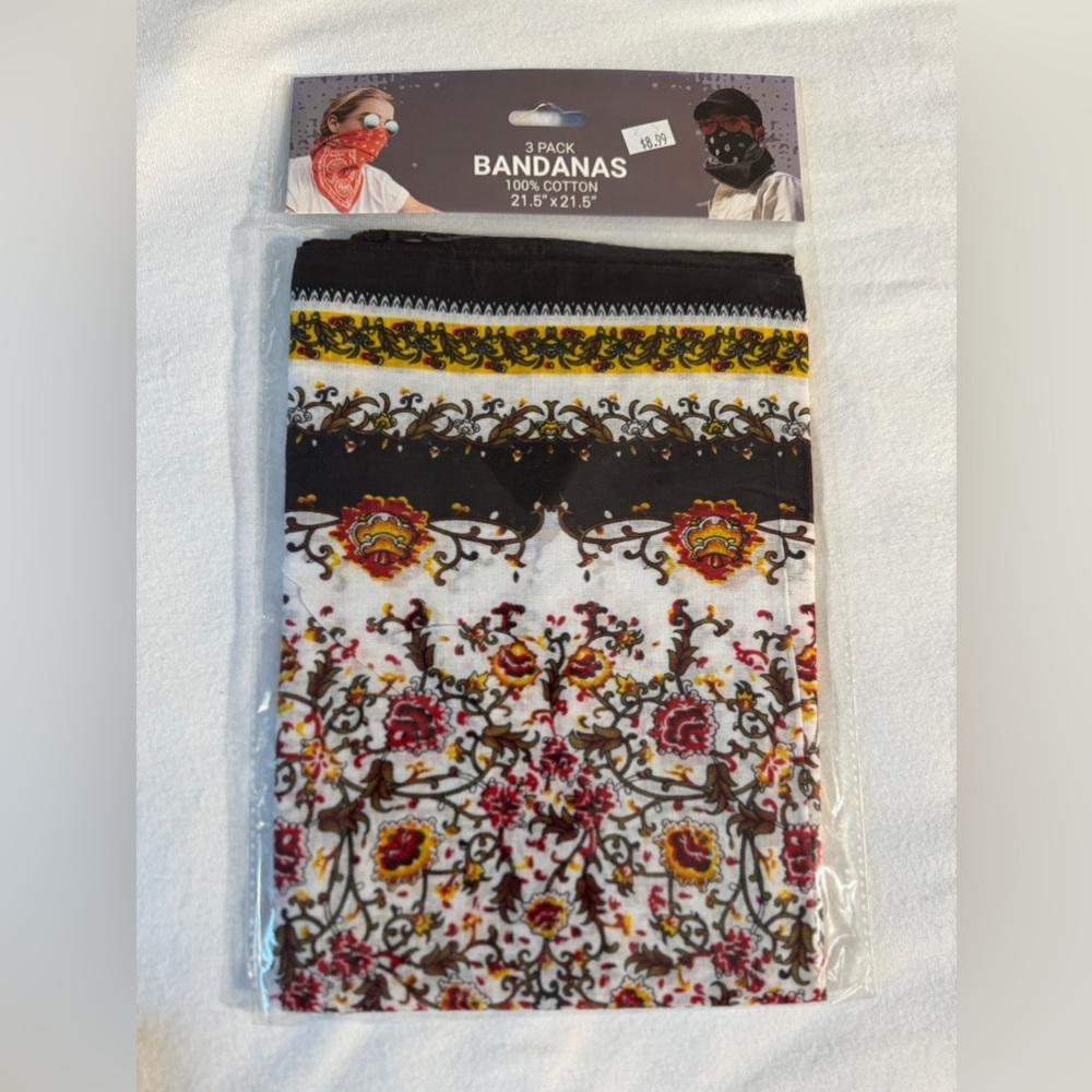 BRAND NEW 3 pac of Bandanas Paisley